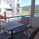 Plakoudis Apartamento *