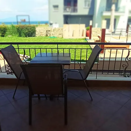 Plakoudis Apartment