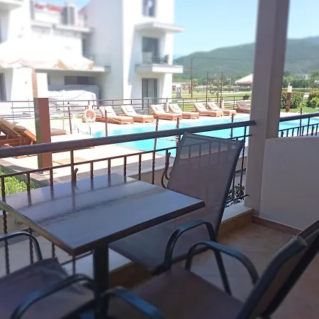 Plakoudis Apartament *