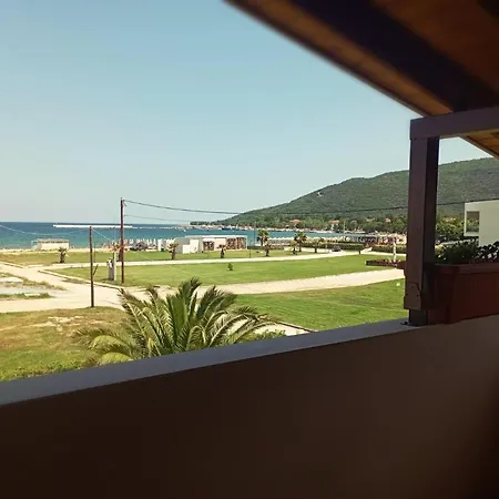 Plakoudis Apartman *